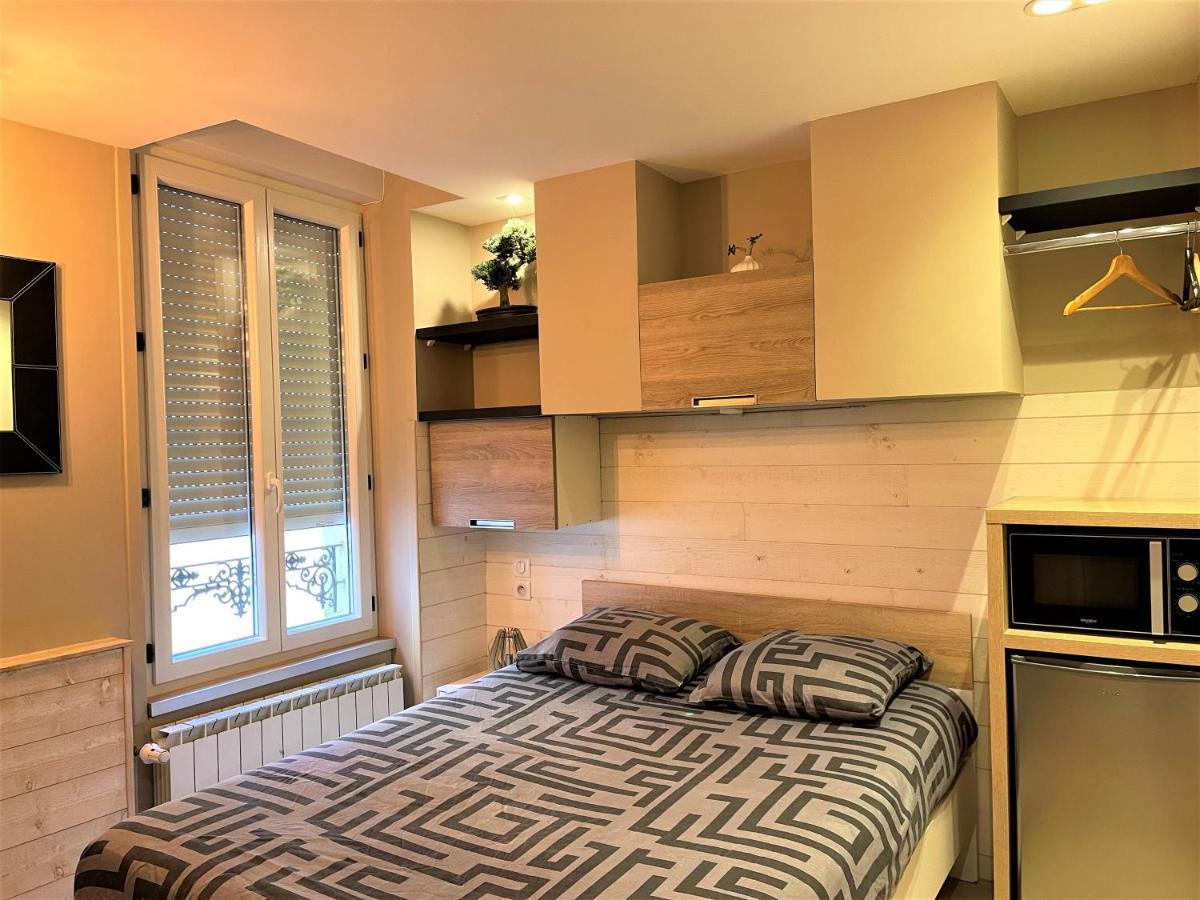RDC 1 - Chambre meublée au cœur du centre ville de Montluçon - WIFI et NETFLIX Esterno foto
